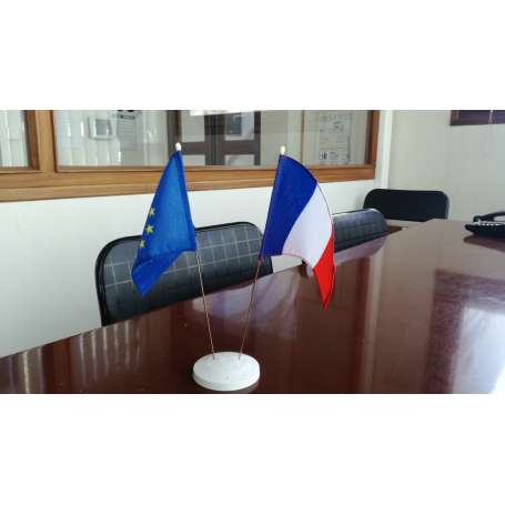 Kit de minis drapeaux de table France & Europe (10 x 15 cm)